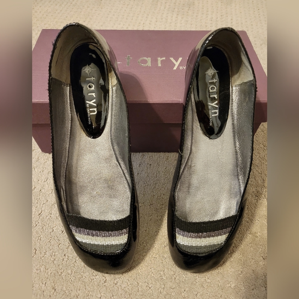 Women's Black and Gray Shoes